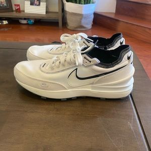 NEW Nike Waffle 1 SE Size Men’s 7.5/Women’s 9